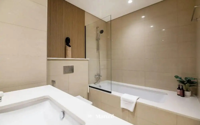 Manzil-2BR with full Burj Khalifa View