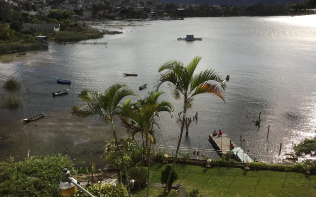 Hotel Vista Dorada Hacia Dios