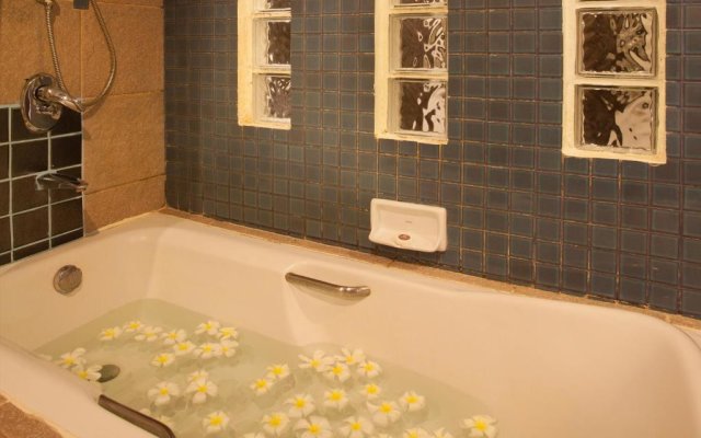 Woraburi Phuket Resort & Spa
