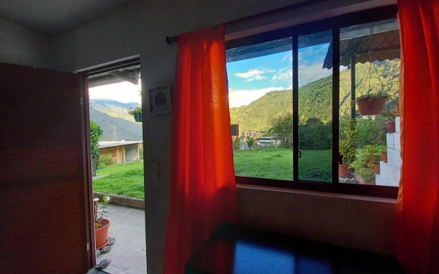 Montano Camping & Hostel