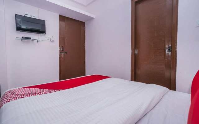 Oyo Flagship 30074 Electronic City