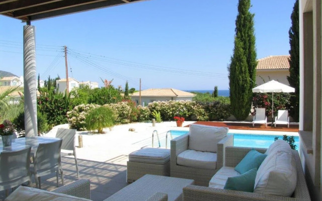Carob Tree Villa