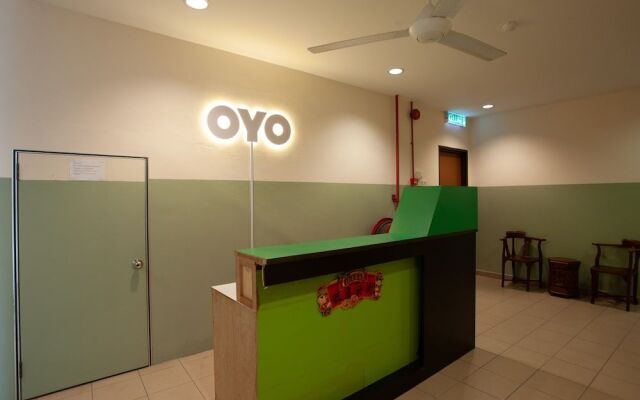 OYO 89487 Space Hotel