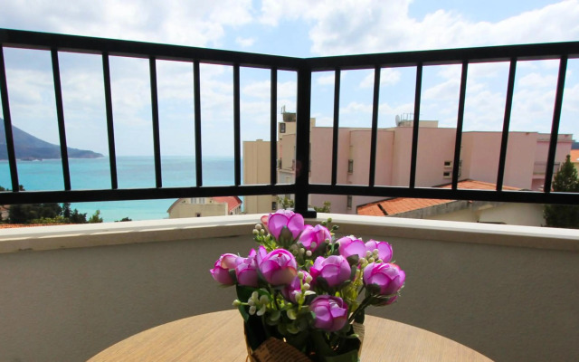 Beautiful apartments in Montenegro: Sea&View