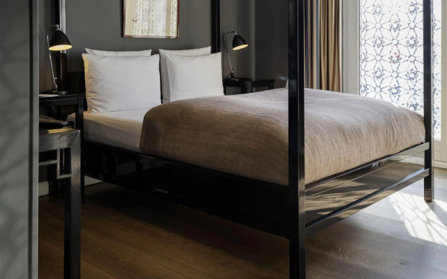 Nimb Hotel