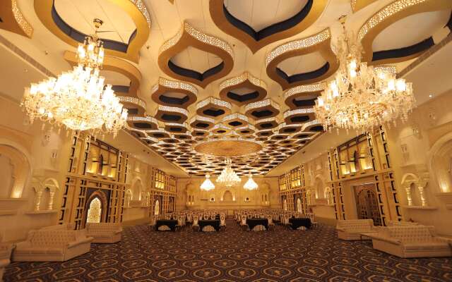 Radisson Blu Udaipur Palace Resort & Spa
