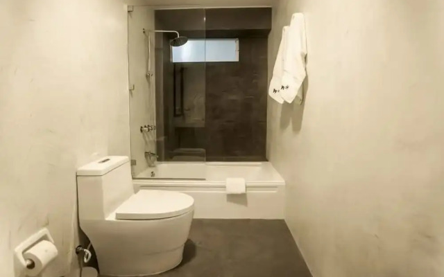 w Centric 1BR w AC in Miraflores