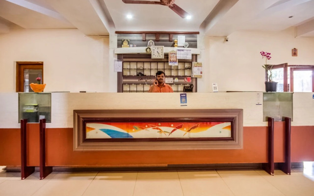 OYO 48043 Hotel Godavari
