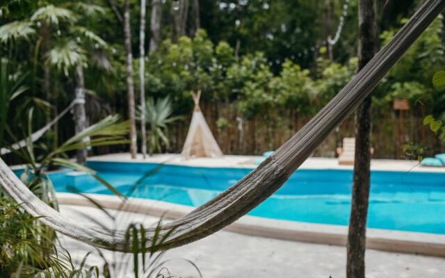 Lunita jungle hotel