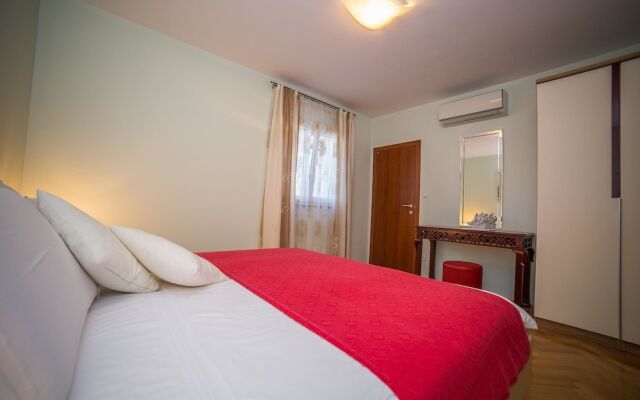 Apartments The Palms