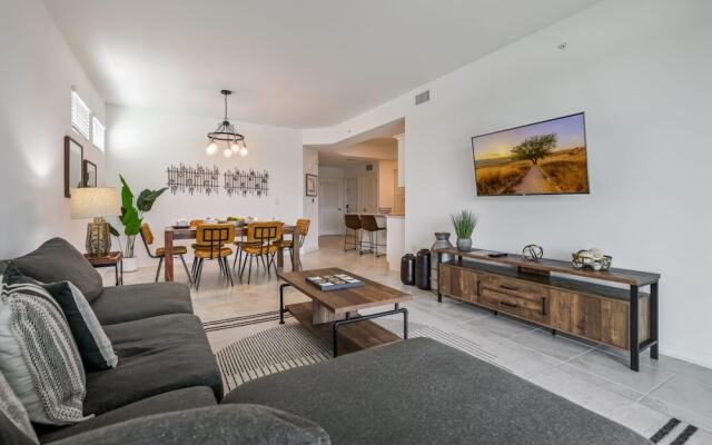 Spacious Beautiful 3-br Condo Prime Location