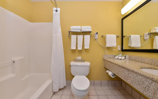 Holiday Inn Stevens Point - Convention Ctr by IHG