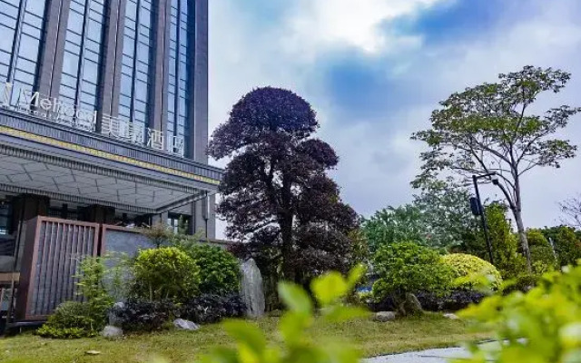 Mehood Theater Hotel