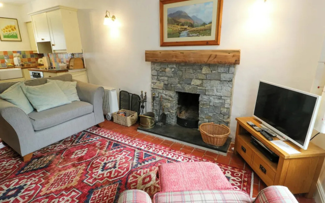 Riverbank Cottage