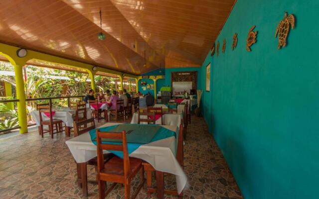 Hotel El Icaco Tortuguero