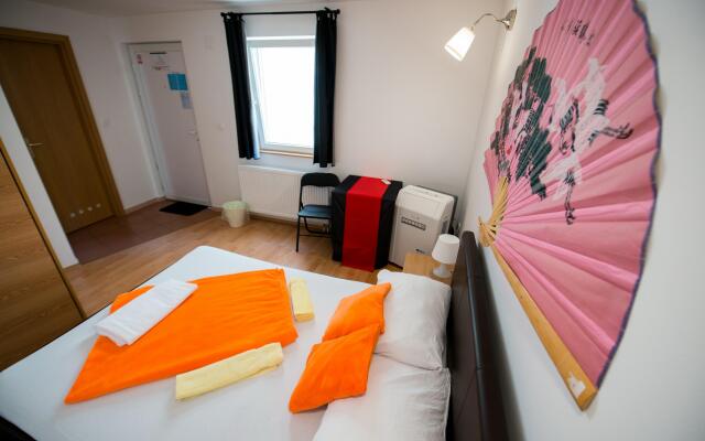 Hotel & Hostel Zagreb