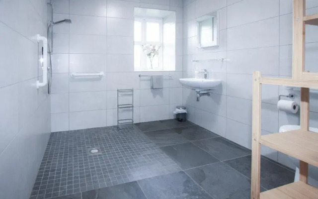 The Chaffhouse - 4 Bedroom - Llangenith