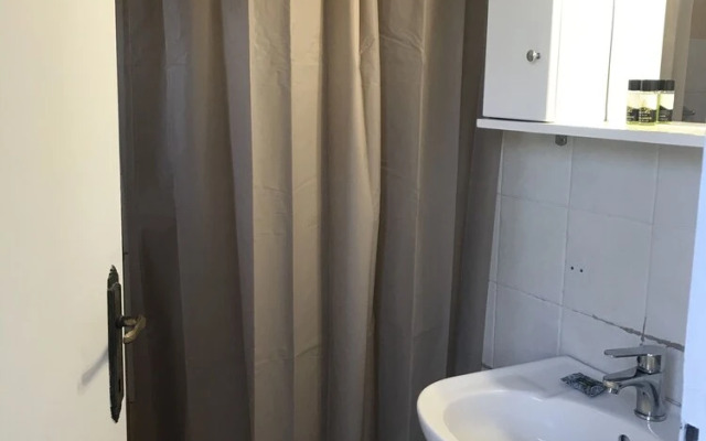 Room-banos Apartments and Swimming Pool