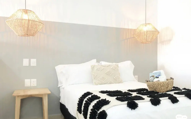 Marina Solé Loft 4 (J-4)