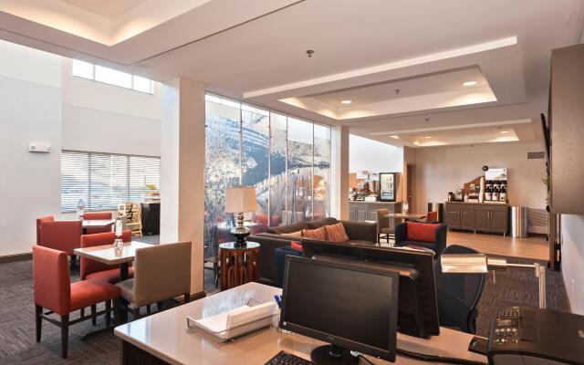 Holiday Inn Express Hotel & Suites Chanhassen by IHG
