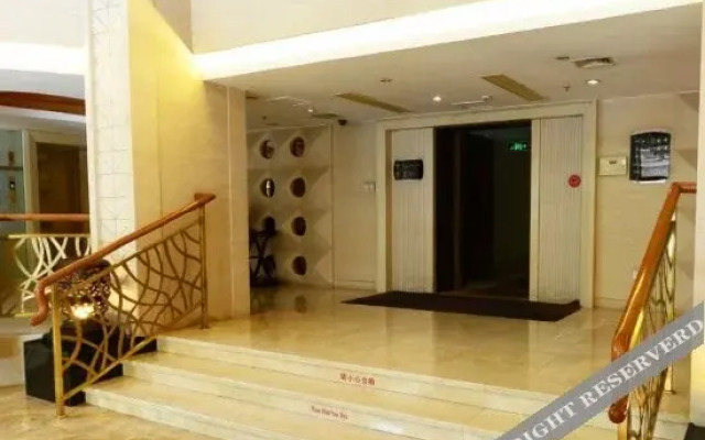 Swiss-Belhotel Lotus Lake Wuhan