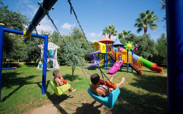 MC Mahberi Beach Hotel