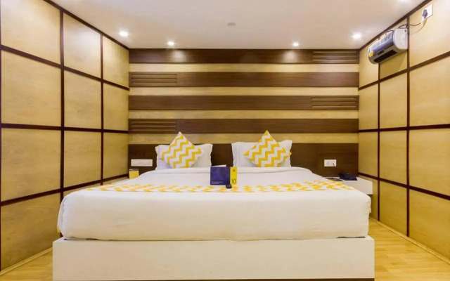 Fabhotel Sholas Residency I