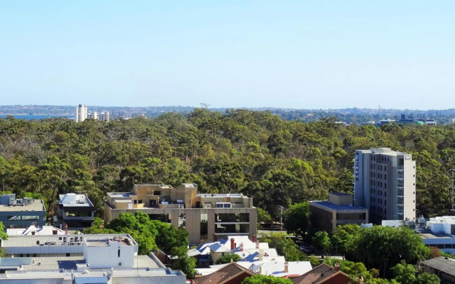 Holiday Inn West Perth by IHG