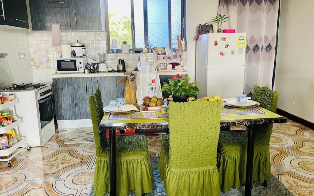 Crystal Apartment Hotel And Lodges