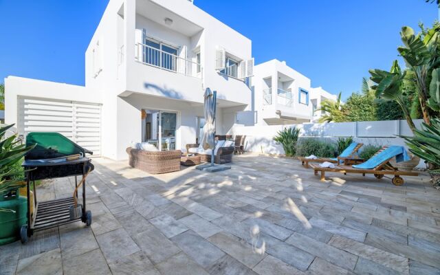Selenite Villa