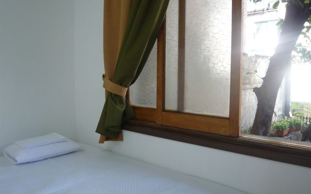 iCOS Guesthouse 2 for Female - Hostel
