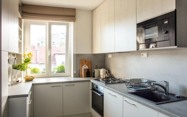 Light Room by Zoom Apartments