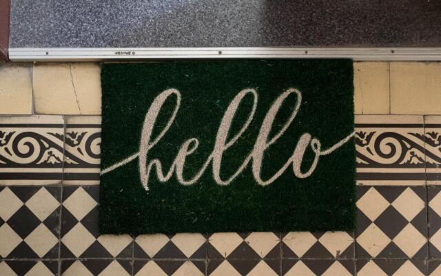 Belvedere Palace Green Heart Studio