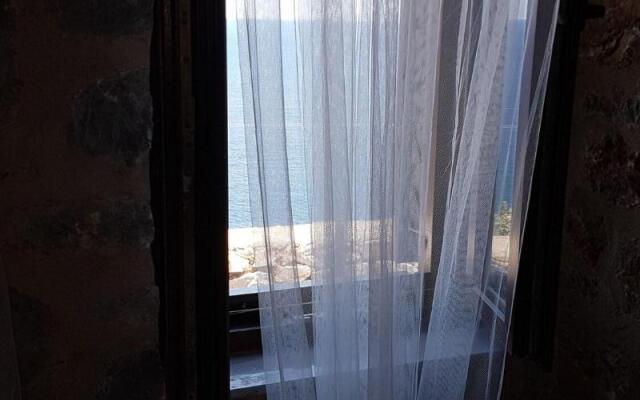 Aegila Boutique Hotel