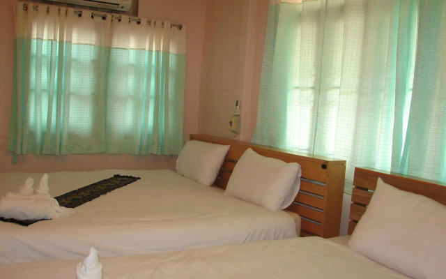 Baanrapeepong Boutique Hotel