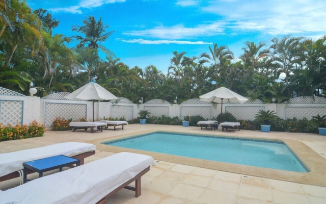 Golf Villa Close to the Beach No00