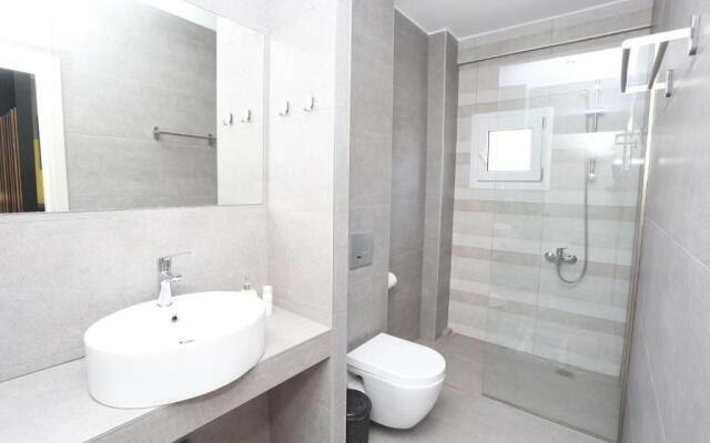 Downtown Seaside Suites