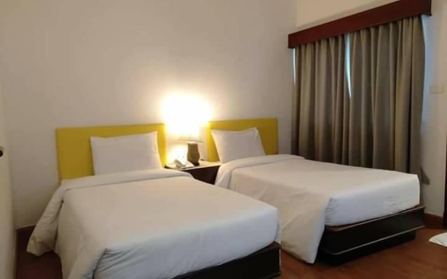 May Flower Grand Hotel Korat