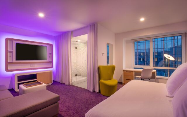 YOTEL Boston