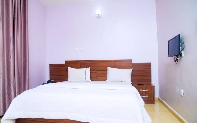 Garki Hotels