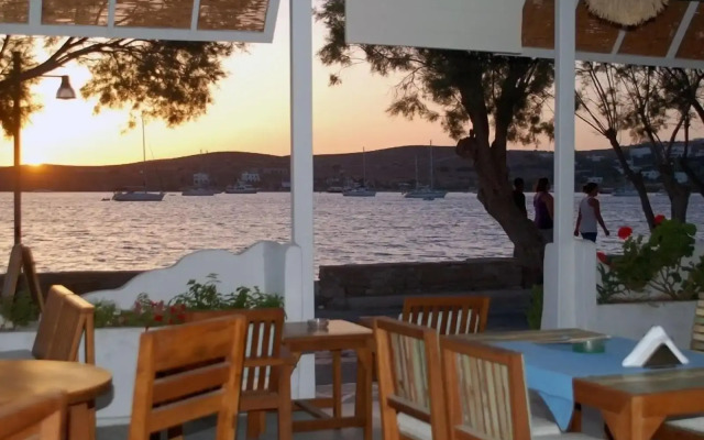 Hotel Paros