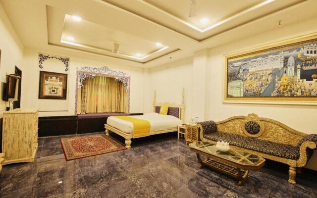Bloom Boutique | Lake Pichola