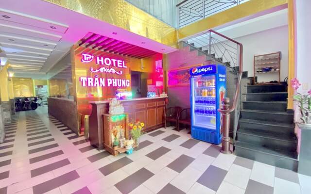 Tran Phung Hotel
