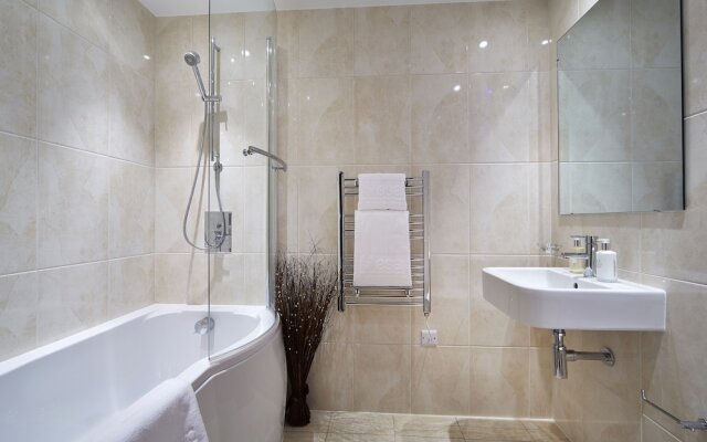 Rivington Apartments By Esa
