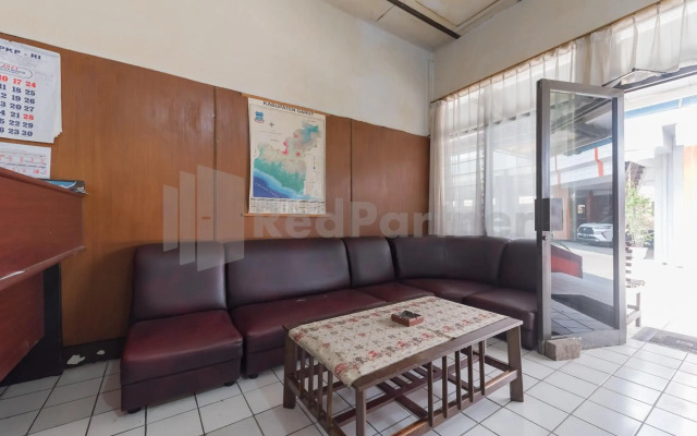 OYO 90912 Wisma Pkpn 1