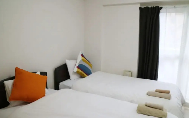 Ocean Partners Rebanga Namba Apartment