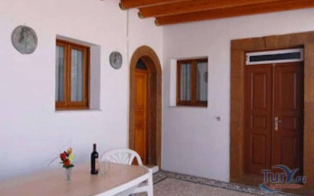 Beach Lovers Courtyard View Studio For Two