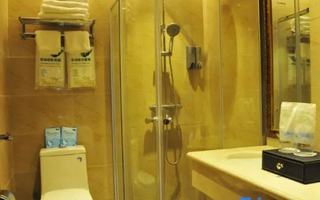 Quxian Shengjie Hotel
