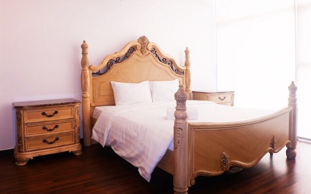 Luxury Spacious Satu8 Apartment Near Lippo Puri