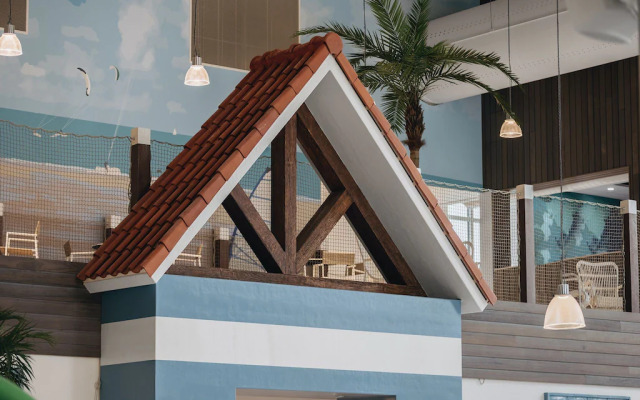 Modern lodge with ir-sauna, 500m from the beach